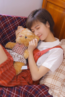 小镇姑娘免费观看全集完整版电影